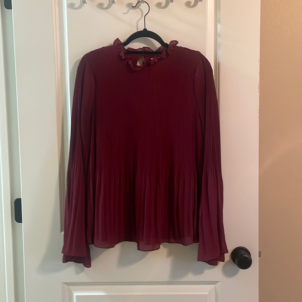 Red Blouse with pleating